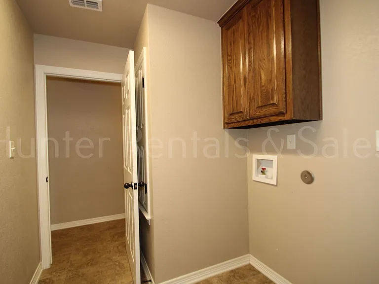 3114 Matador Dr — Photo 31