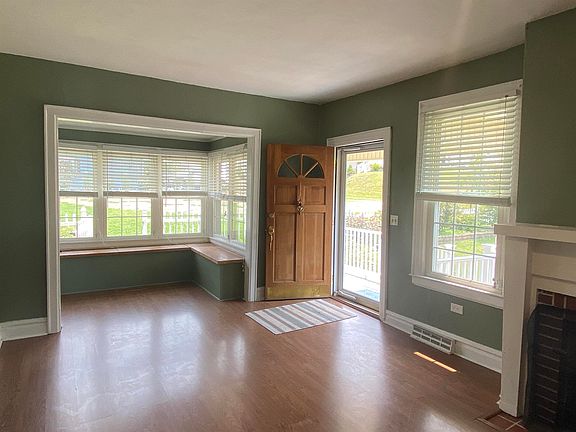3rd image of 15 Roland Park Dr