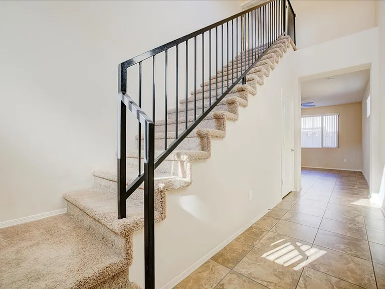 241 E Imperial Ct — Photo 14