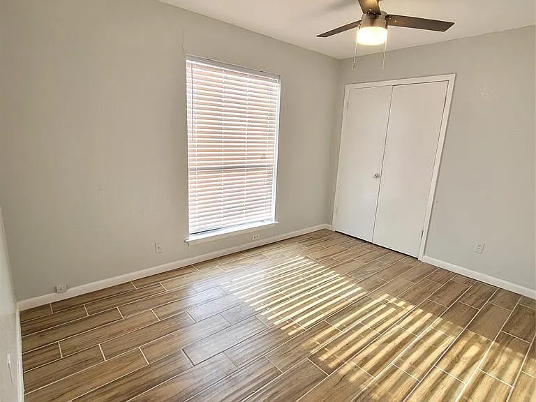 13351 Water Oak Ln #B — Photo 13
