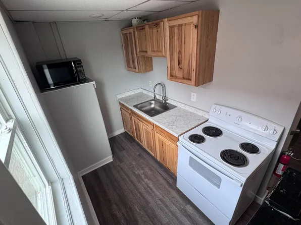 28 North St #1, Calais, ME 04619