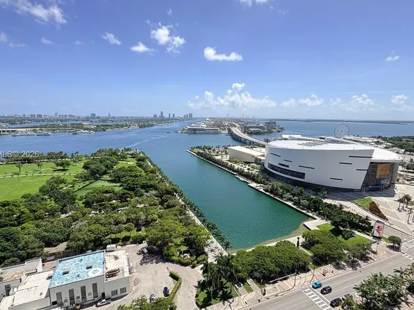 900 Biscayne Blvd, Miami, FL