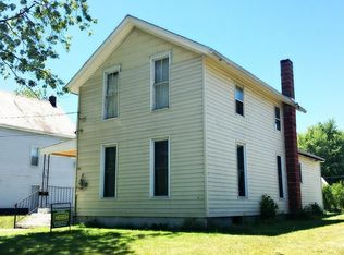 481 Harbor St, Conneaut, OH 44030