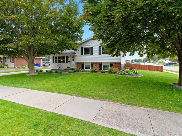661 Fern St, Kaukauna, WI 54130