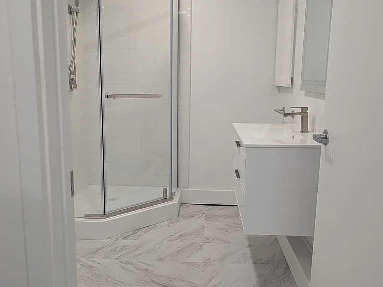 11430 Des Moines Memorial Dr S #3 — Photo 7