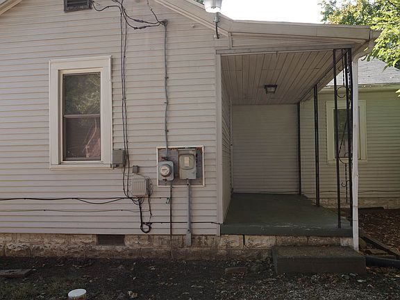 5th image of 1306 E Missouri St