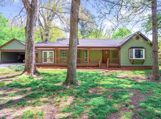 1082 Givens Rd, Chattanooga, TN 37421