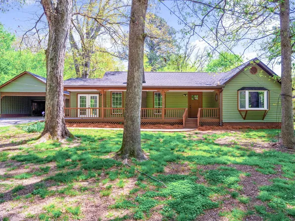 1082 Givens Rd, Chattanooga, TN 37421