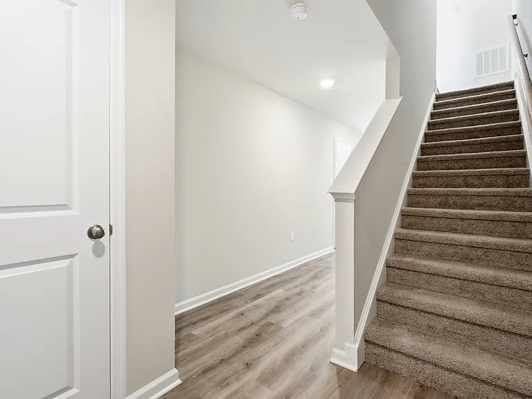 127 Gary Way — Photo 13