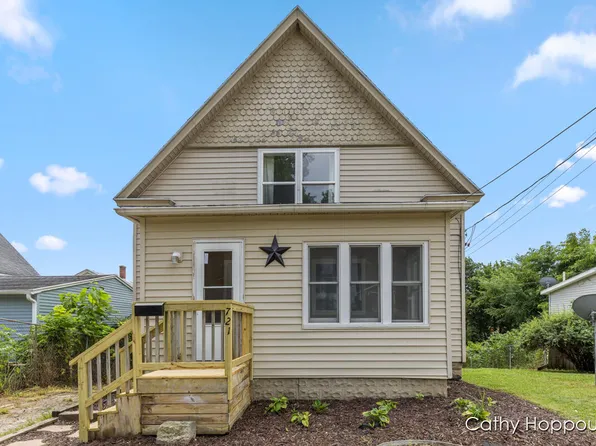 721 W Washington St, Ionia, MI 48846