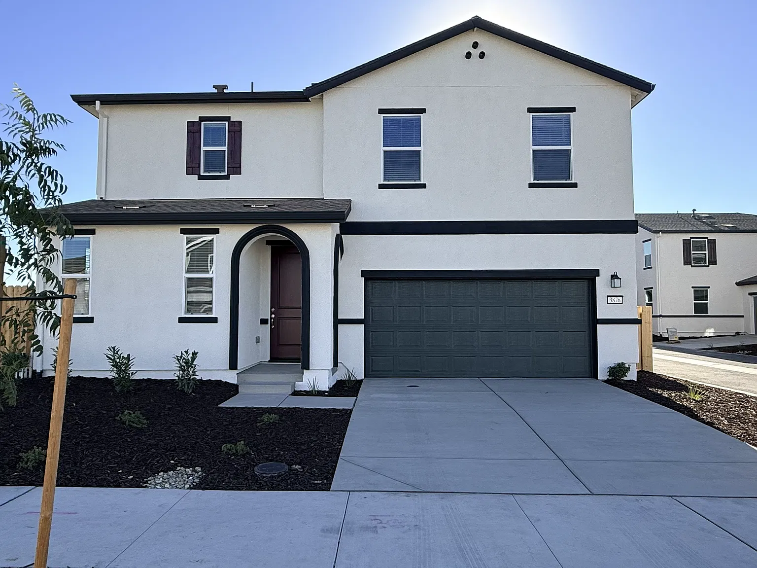 3 bed, 2.5 bath, 1708 sqft, $3,350 — Photo 1
