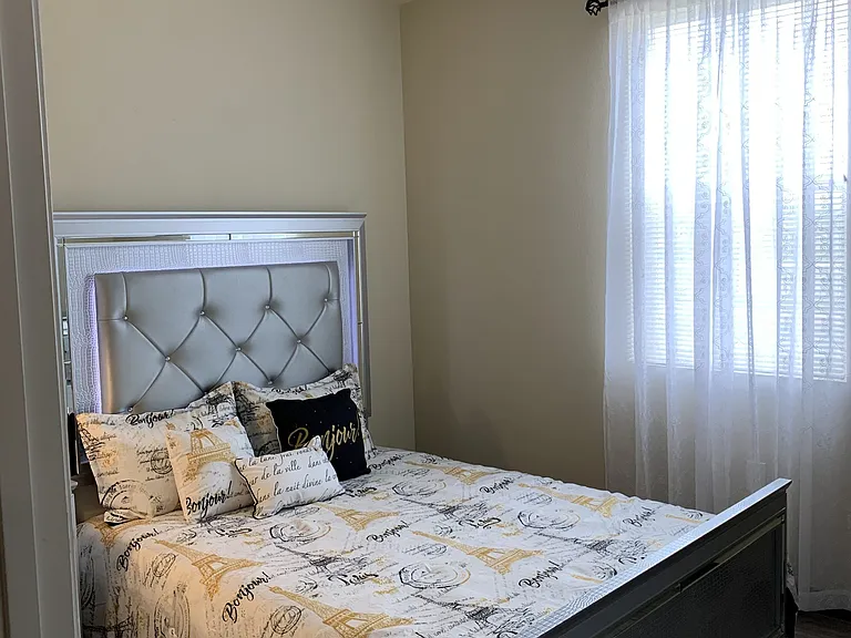 Fountain Hill Apartments — Photo 28