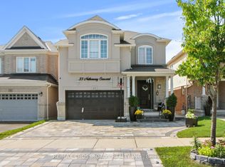 33 Netherway Cres, Ajax, ON L1T4X6