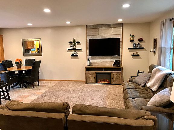 4th image of 1200 Lilac Cir