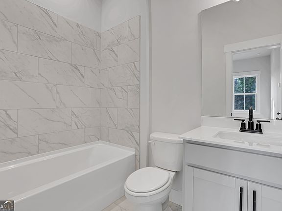 4th image of 119 Bridgecrest Rd #25