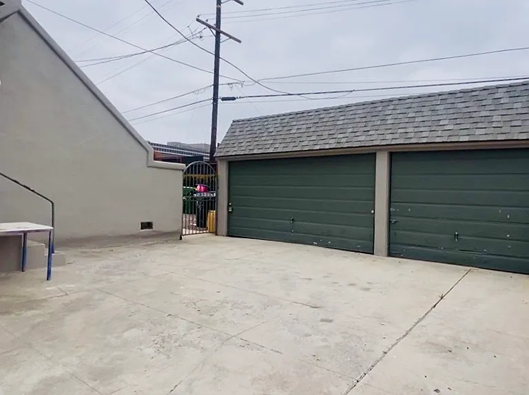 Garage + Parking area