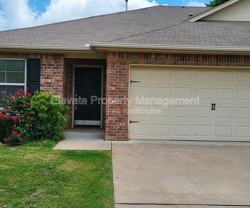1st image of 913 W Prairie Wind Way
