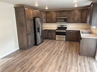 601 13th St UNIT B, Belgrade, MT 59714