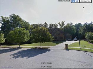 3391 Branch Mill Ct, Buford, GA 30519