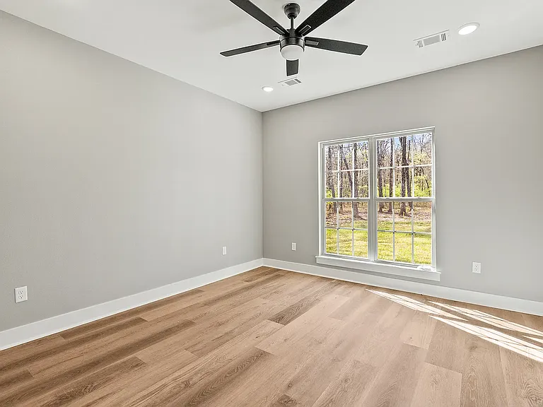 1275 Acuff Ln — Photo 10