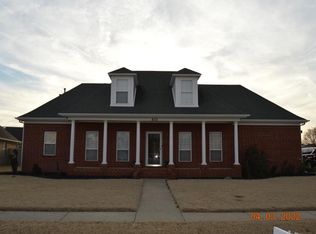 802 Belle Rive Dr, Marion, AR 72364