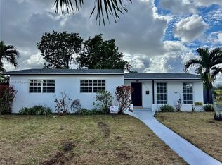 1272 NW 188th Ter, Miami Gardens, FL 33169