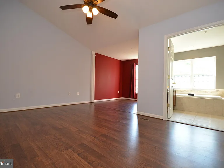 421 Green Fern Cir — Photo 14