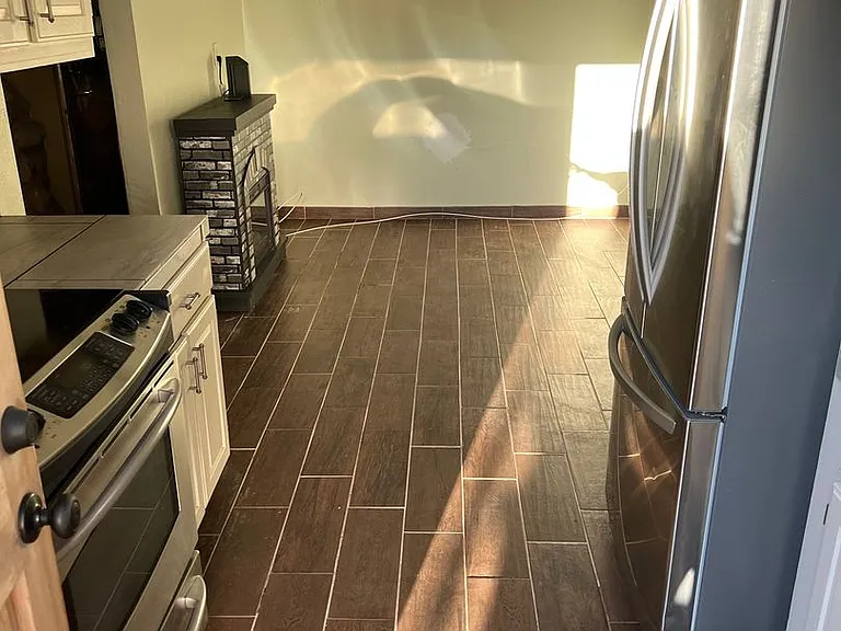 238 E Pederson Dr — Photo 8