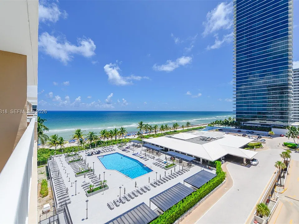1950 S Ocean Dr #7G