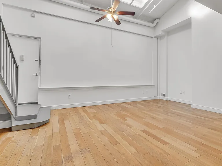 300 Communipaw Ave #211 — Photo 2