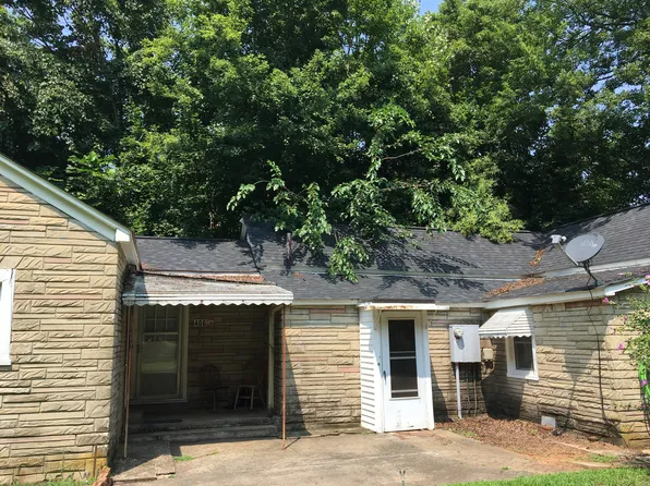 406 N Maple St #A, Graham, NC 27253