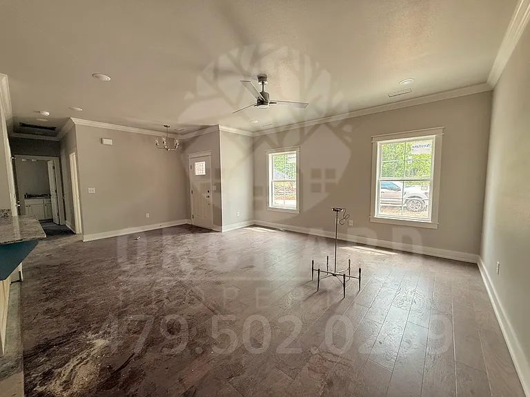 15 Bankfoot Dr — Photo 3