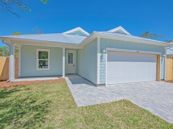18 Wood Ave, Panama City, FL 32404