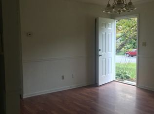 922 Meadowbrook Rd, Asheboro, NC 27203