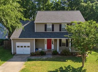 16 Stoney Pointe Dr, Chapin, SC 29036
