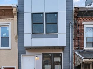 2220 Titan St, Philadelphia, PA 19146