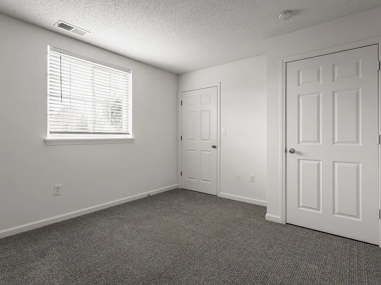 8940 Latitudes Dr — Photo 28