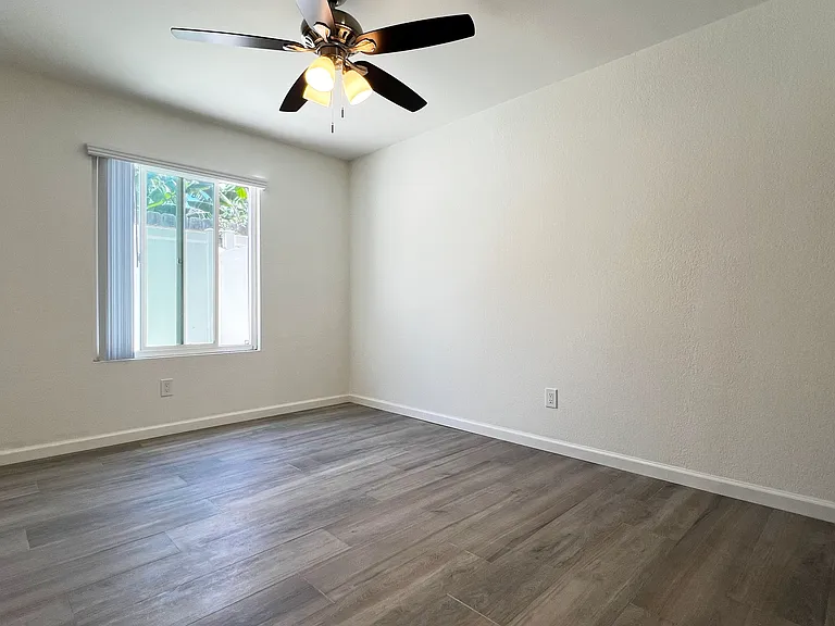 Florida Street Apartments — Photo 35