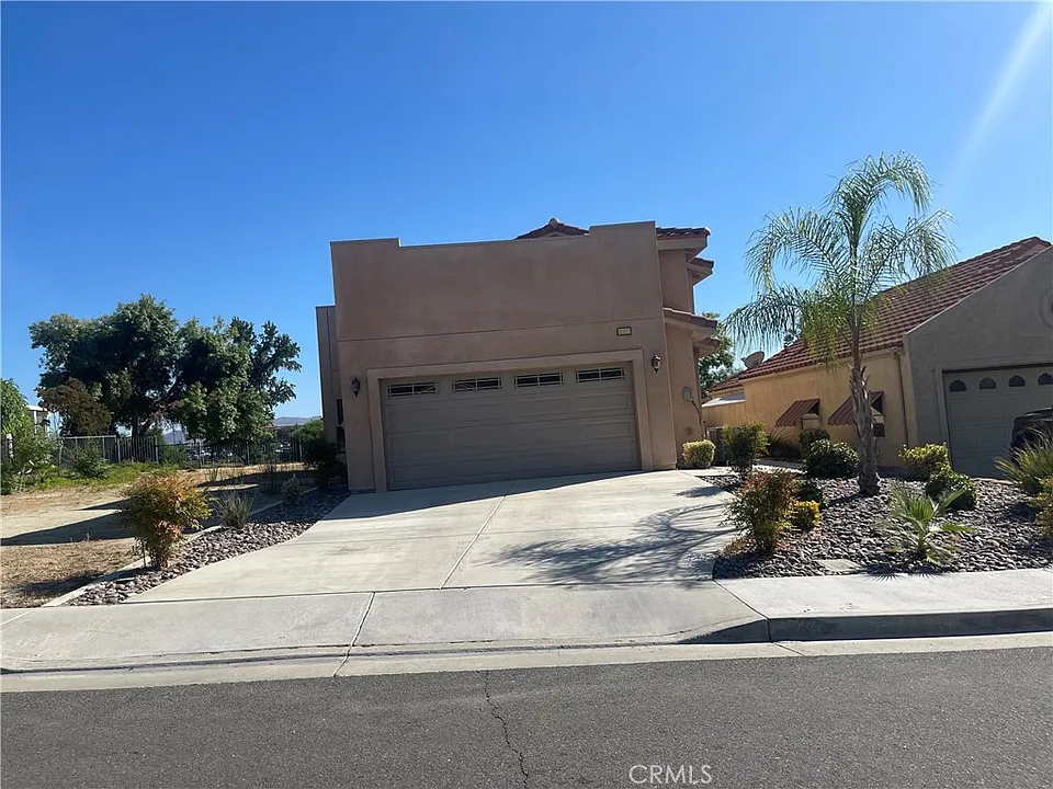 1774 Carrera Dr