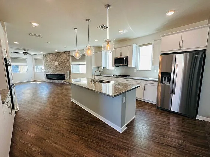 1835 Vesta Dr — Photo 15