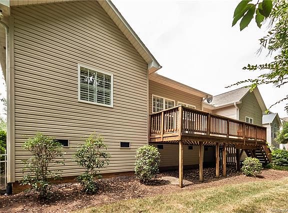 5th image of 7322 Sedgebrook Dr W
