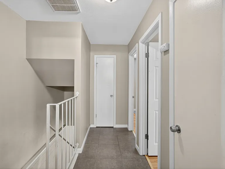 4714 Greenholme Dr #2 — Photo 11