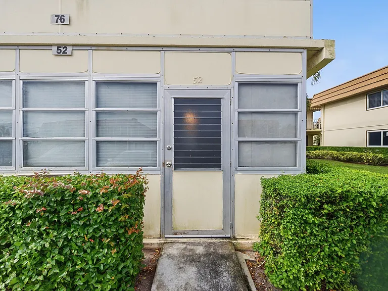 52 Saxony Cir #52-B — Photo 28
