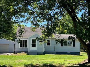 4570 Riverbend Dr SW, Grand Rapids, MI