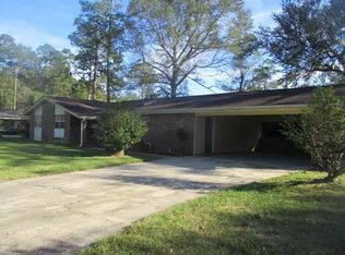 107 Woodmont Dr, Picayune, MS 39466