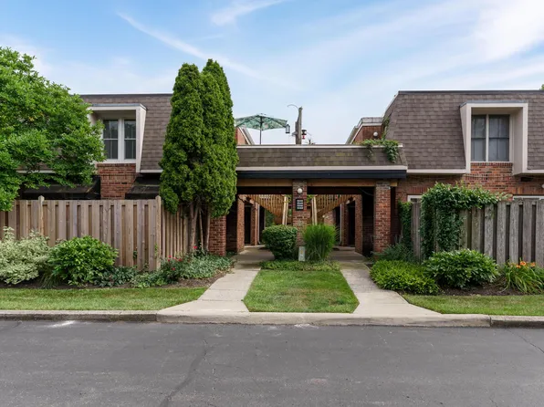 1546 Lafayette Dr APT A, Upper Arlington, OH 43220