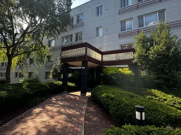 3701 5th St S APT 208, Arlington, VA 22204