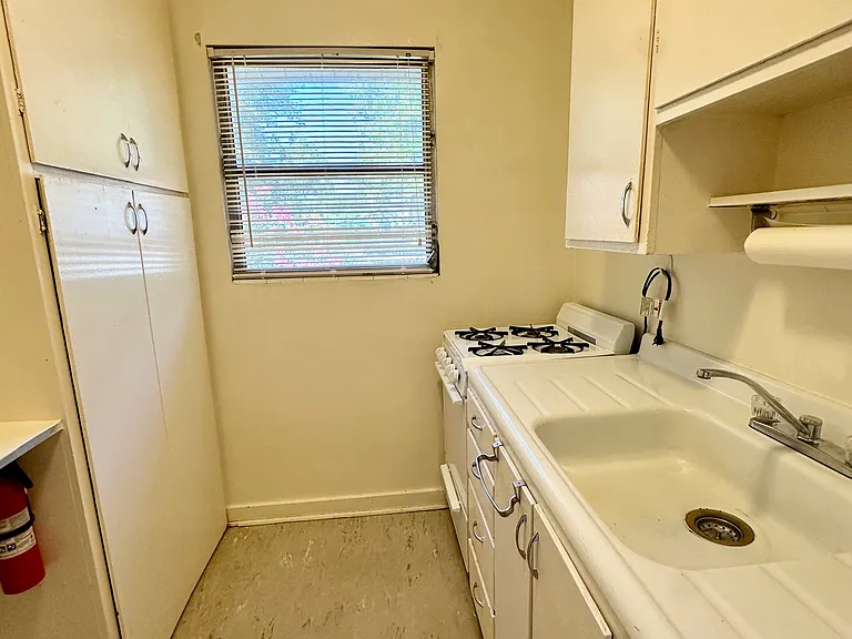 3 Ross Cir #3 — Photo 12