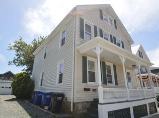 19 Dixon St #1, Newport, RI 02840