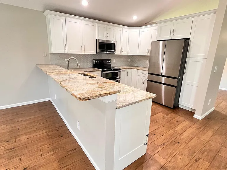 1627 Oak Berry Cir — Photo 3